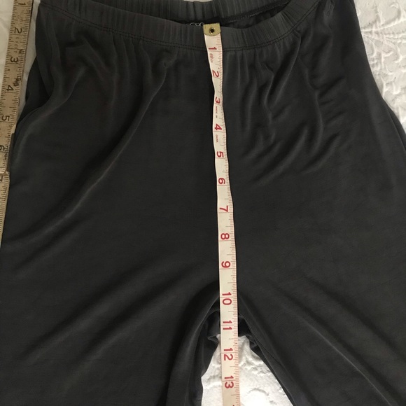 BCBG Max Azria (Vintage?) Stretch Pants 2/$35 - Picture 5 of 6